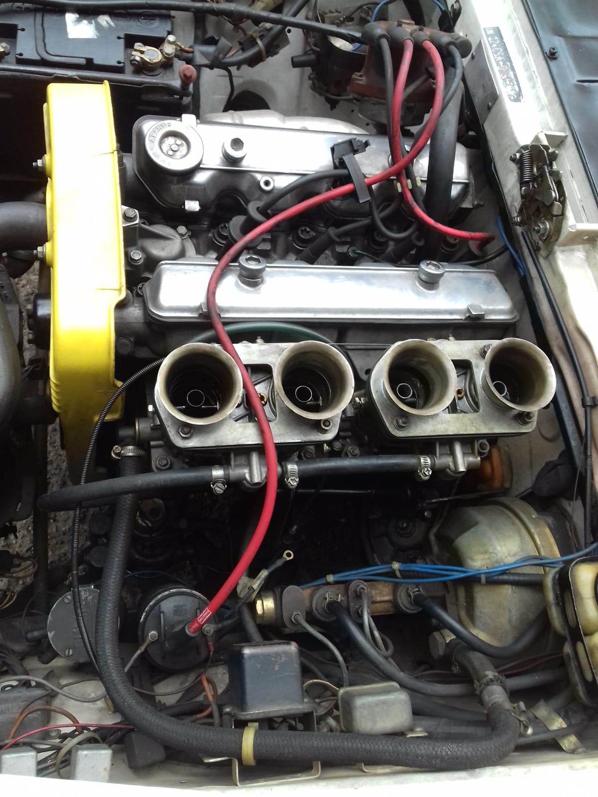 Fiat 124 Spider Abarth anni 70 motore